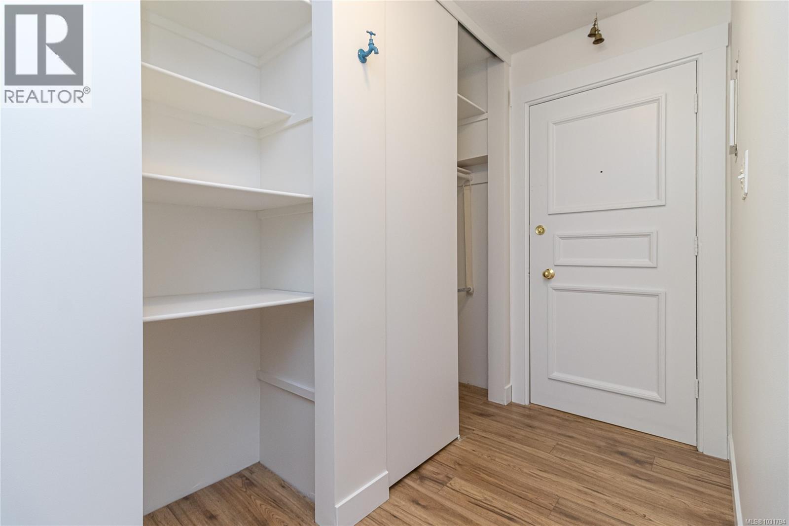 #132 964 HEYWOOD AVE - 17