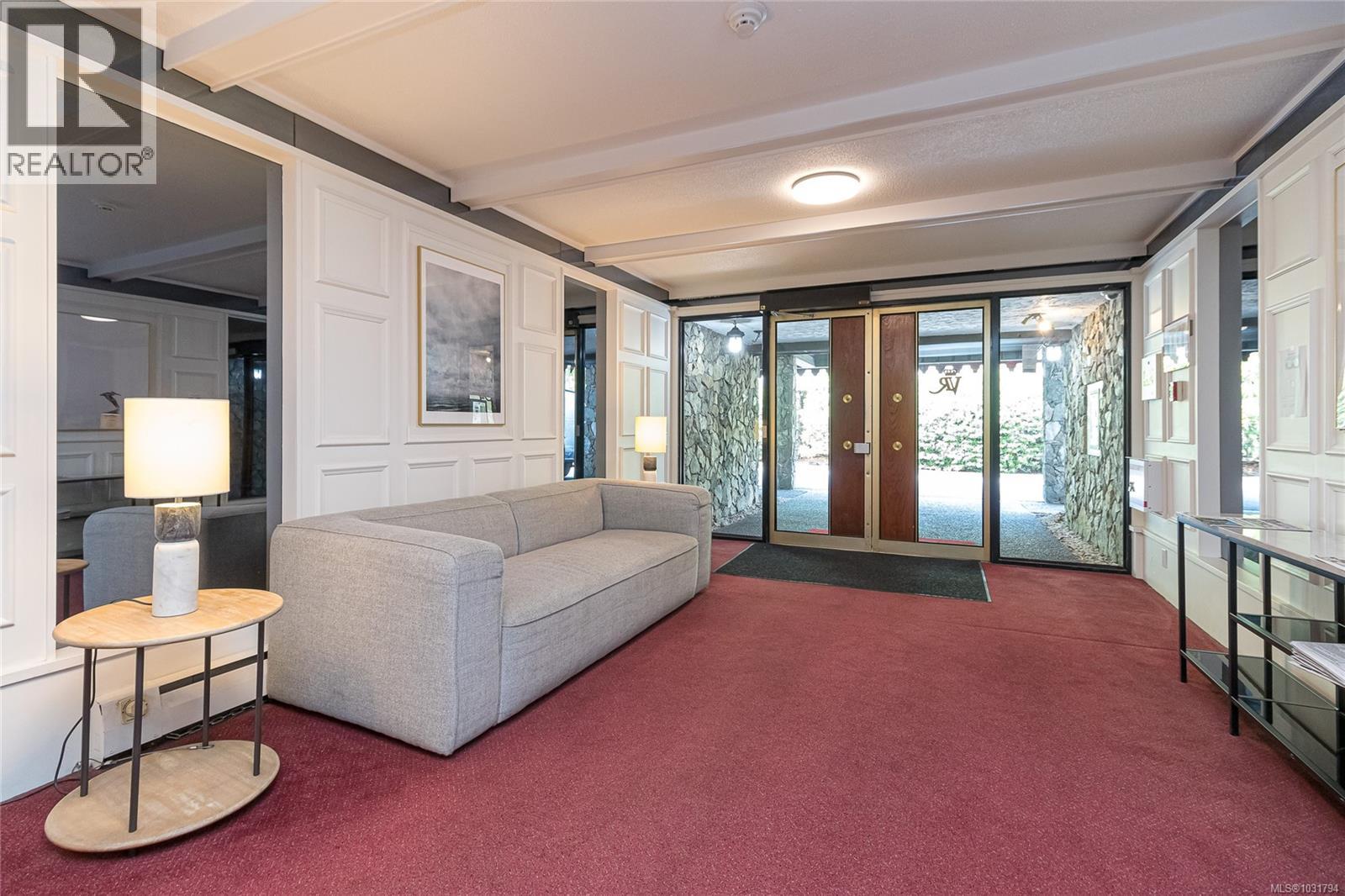 #132 964 HEYWOOD AVE - 20