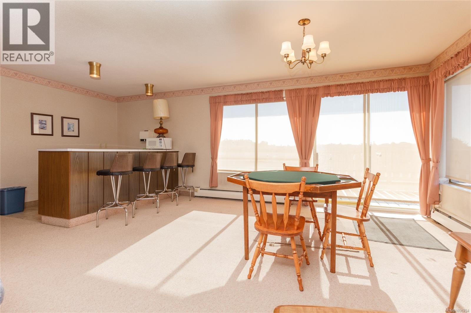 #132 964 HEYWOOD AVE - 22