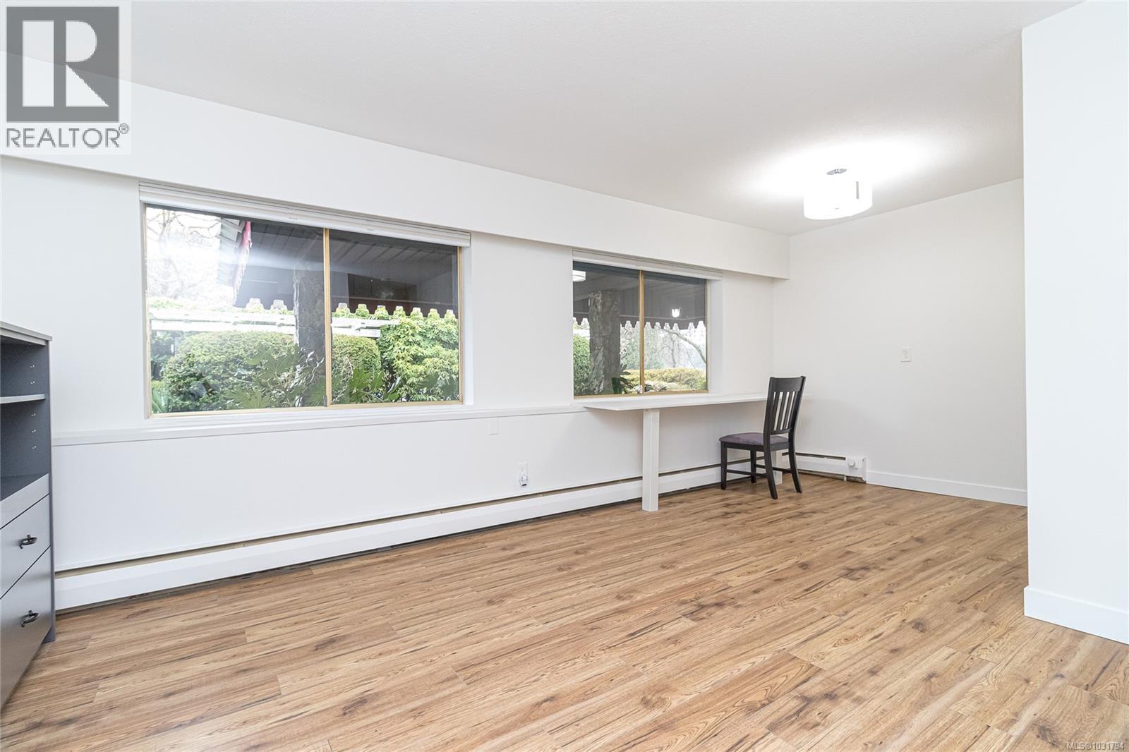 #132 964 HEYWOOD AVE - 5