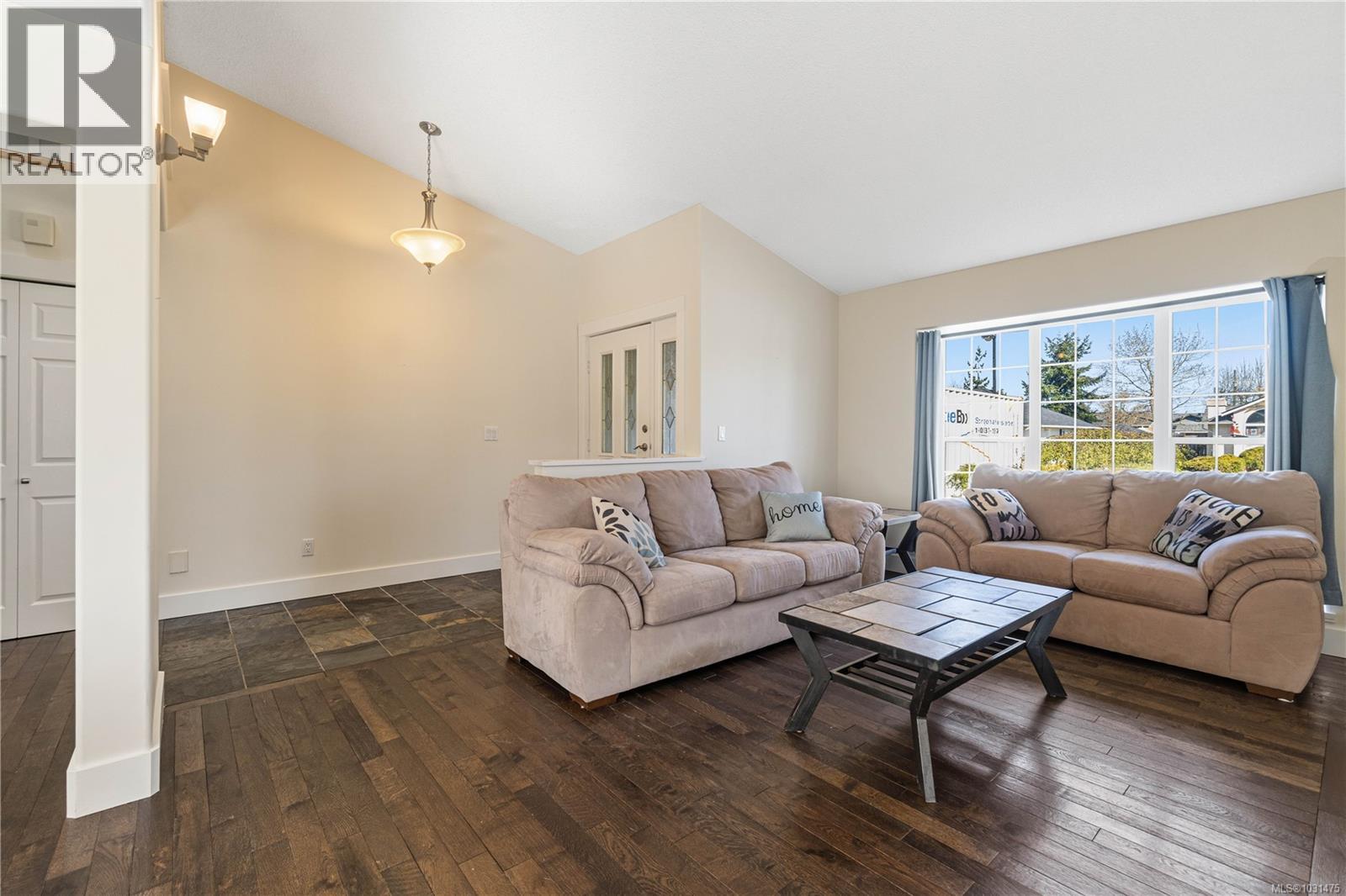 716 ERMINESKIN AVE - 58