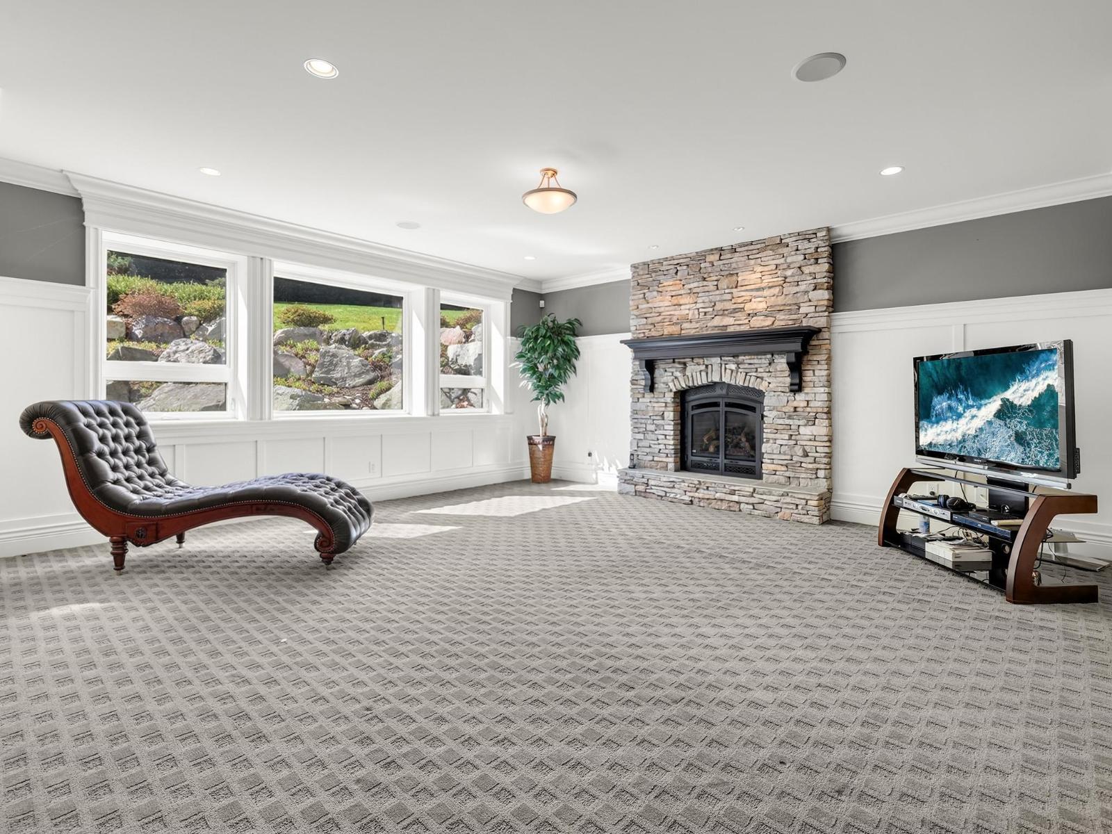 13464 VINE MAPLE DRIVE, Surrey