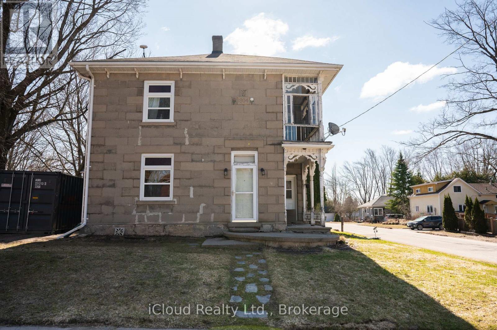 9017 ERIN-EAST GARAFRAXA TOWNLINE - 2
