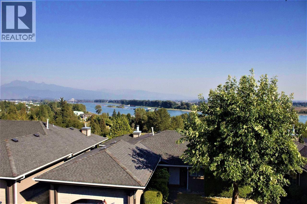 205 1140 CASTLE CRESCENT, Port Coquitlam