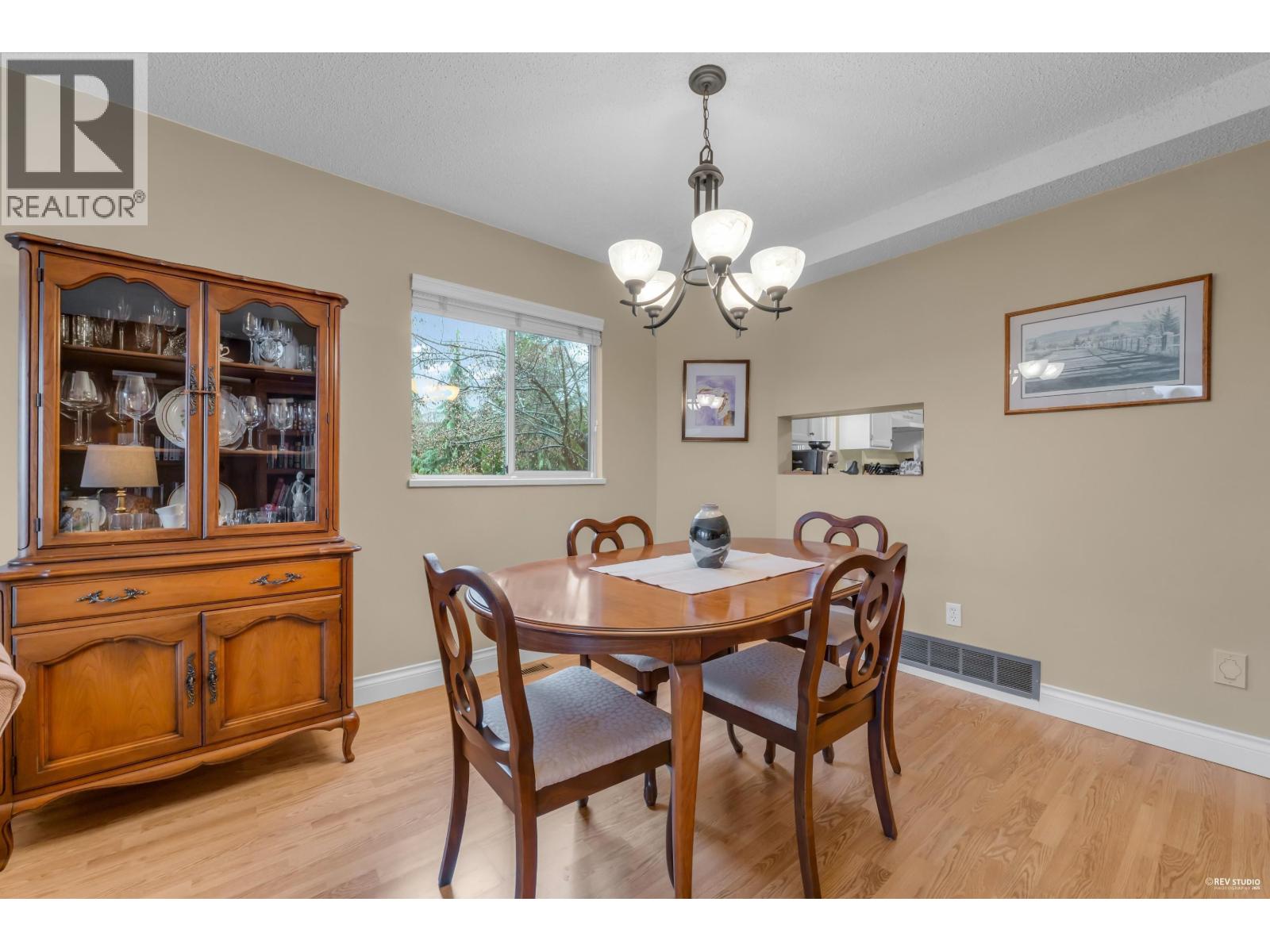 205 1140 CASTLE CRESCENT, Port Coquitlam