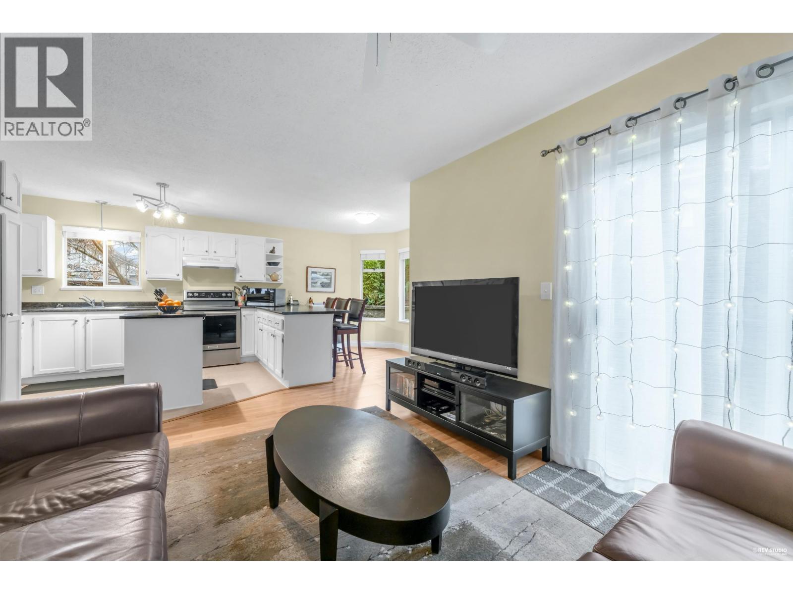 205 1140 CASTLE CRESCENT, Port Coquitlam