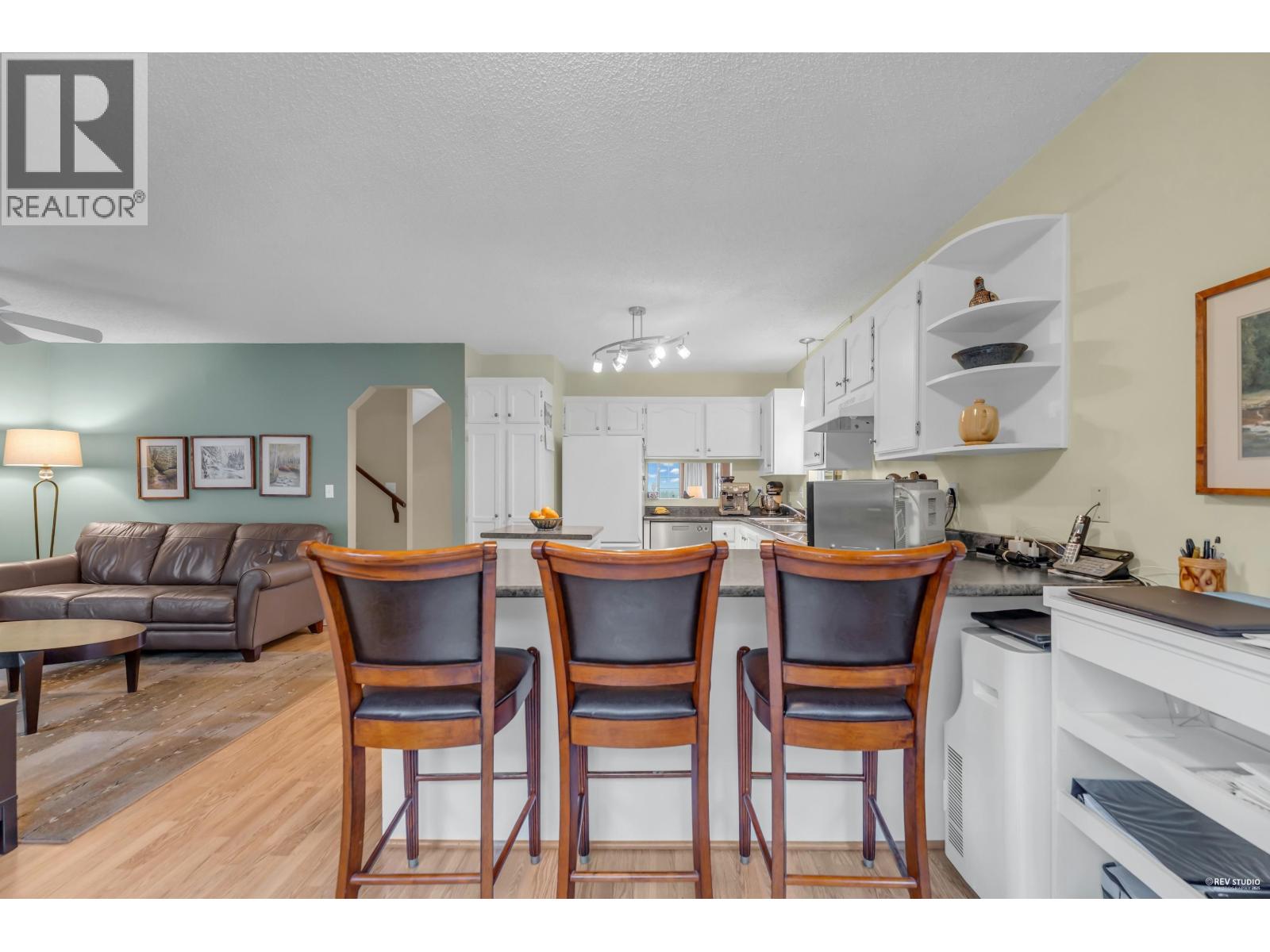 205 1140 CASTLE CRESCENT, Port Coquitlam