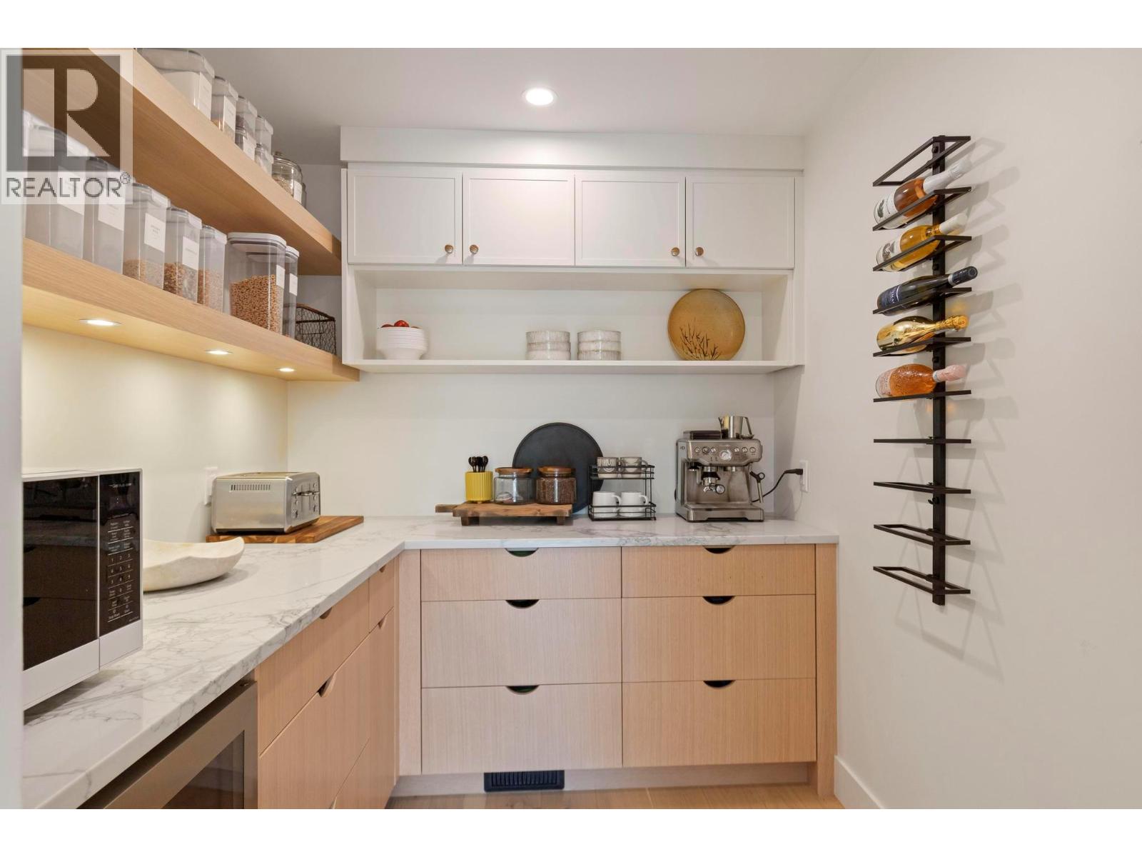  1743 Markham Court, Kelowna