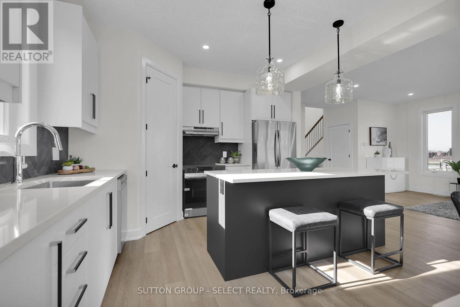 1 BANCROFT ROAD - 14
