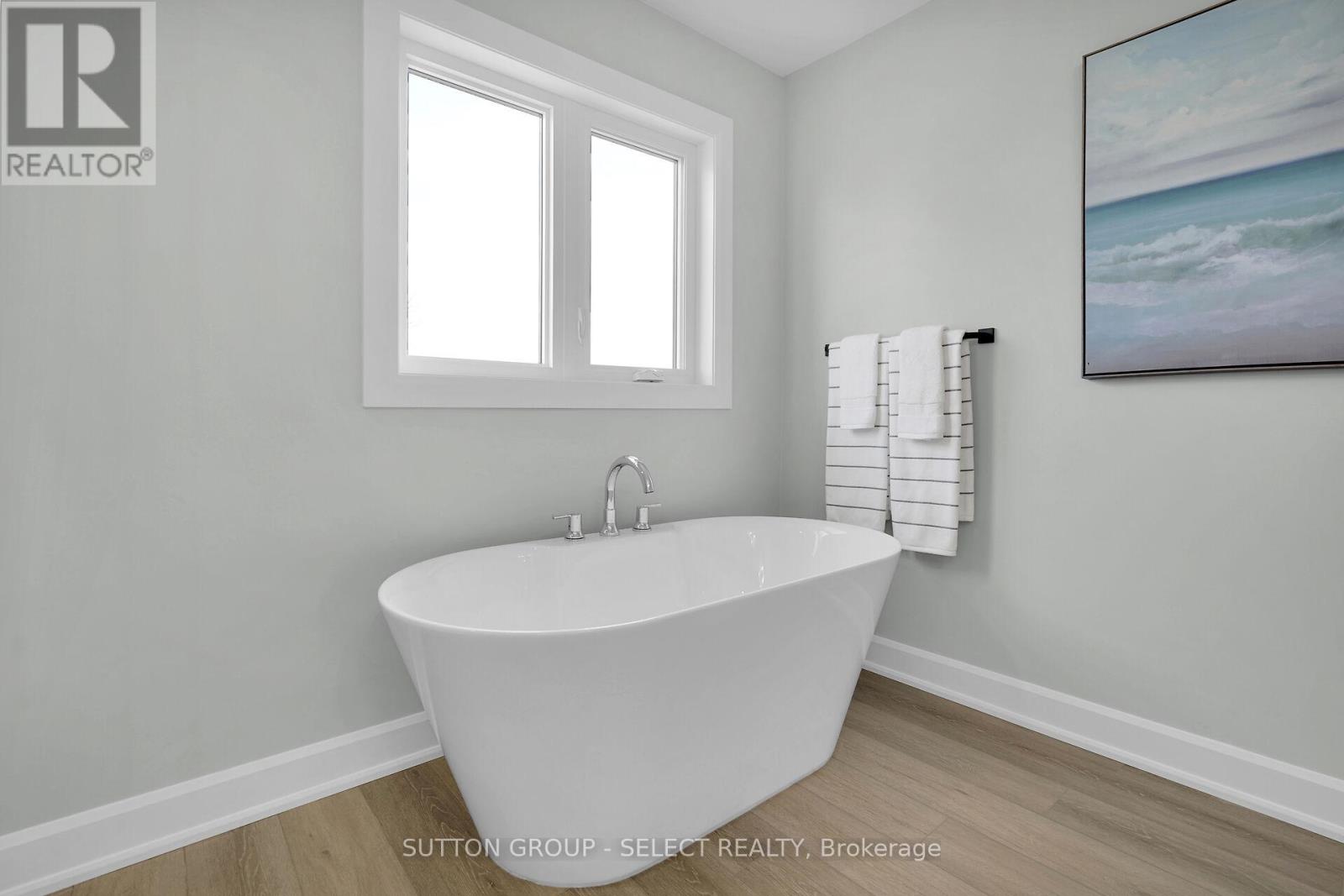 1 BANCROFT ROAD - 28