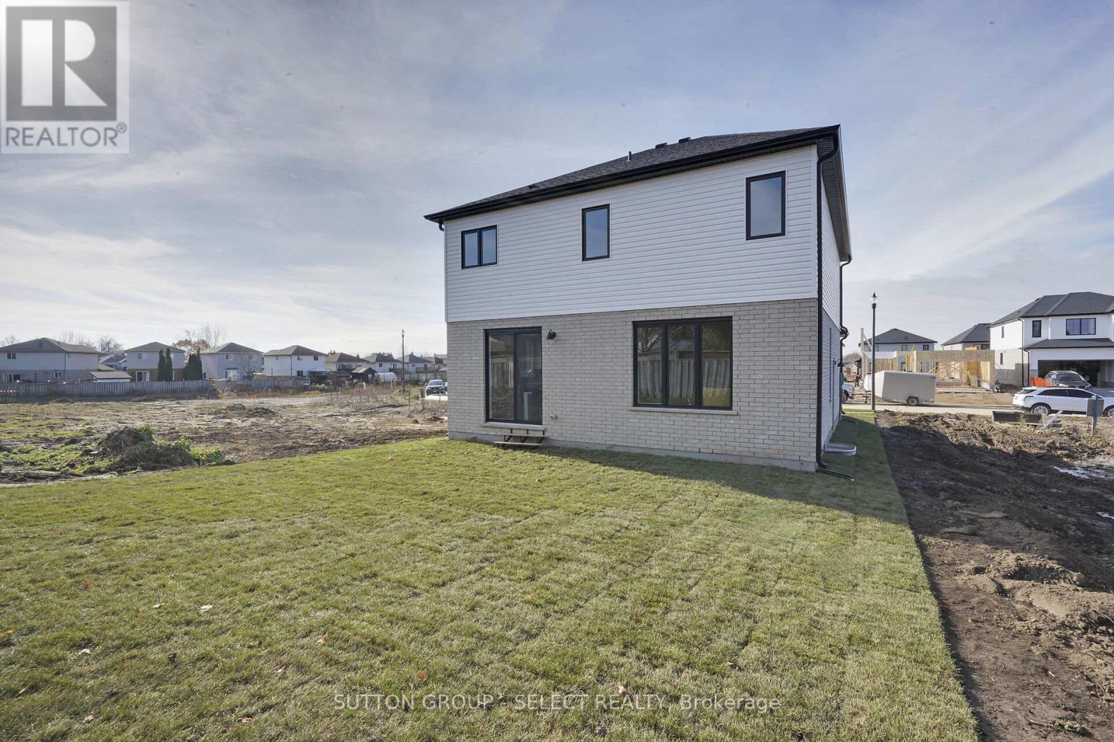 1 BANCROFT ROAD - 47