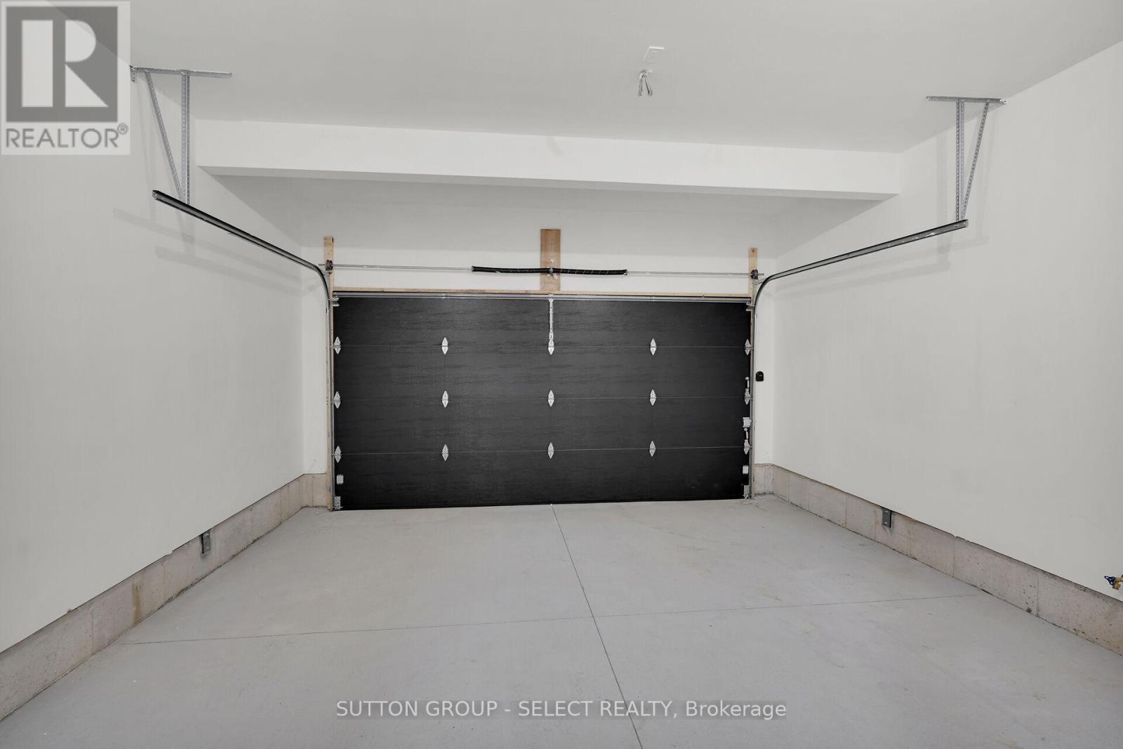 1 BANCROFT ROAD - 42