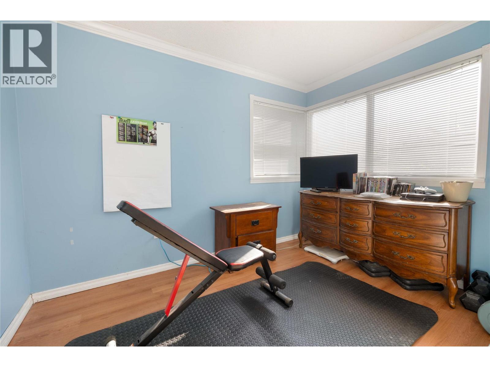 4350 50 STREET NE - 14