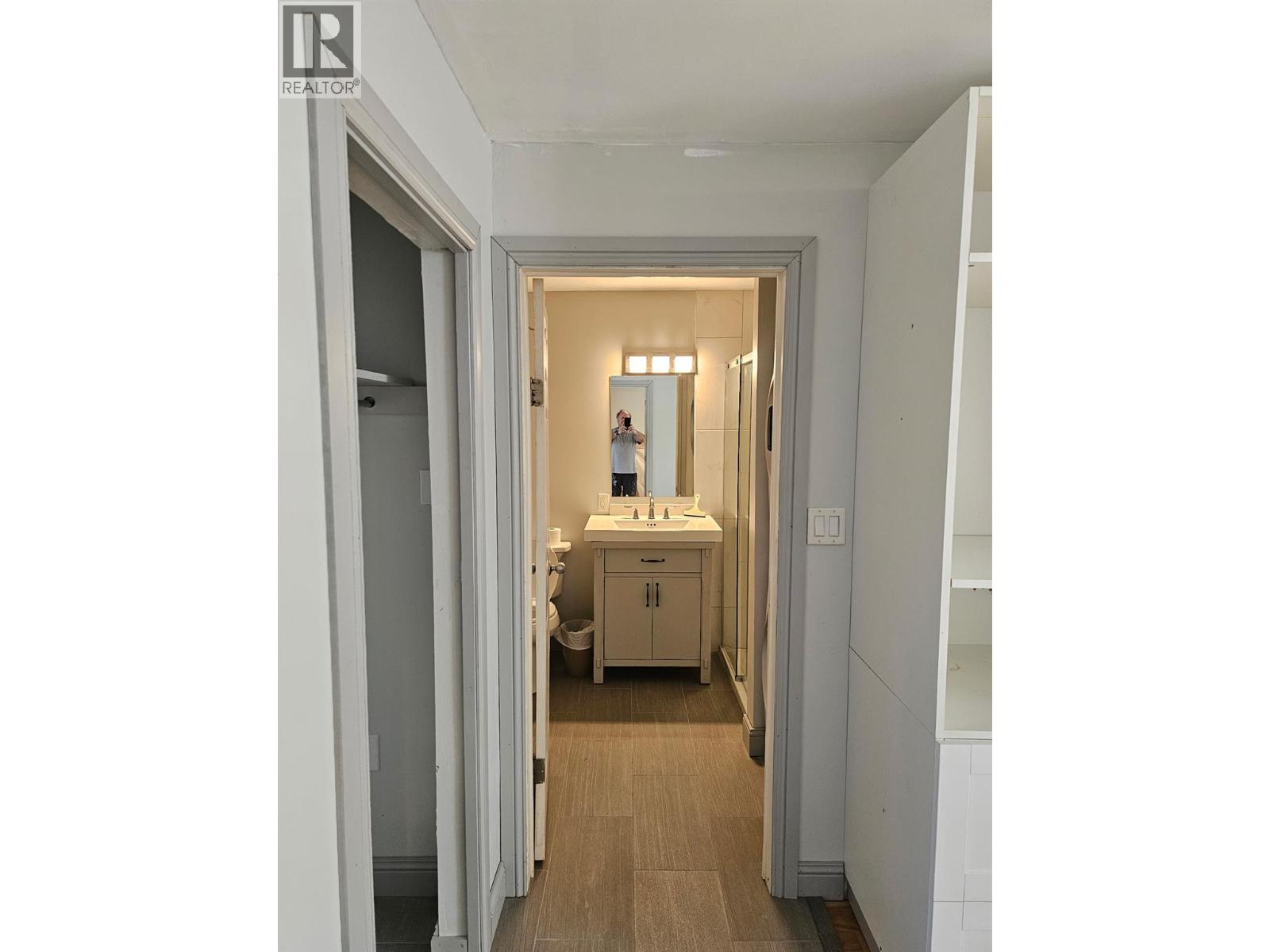 4350 50 STREET NE - 37