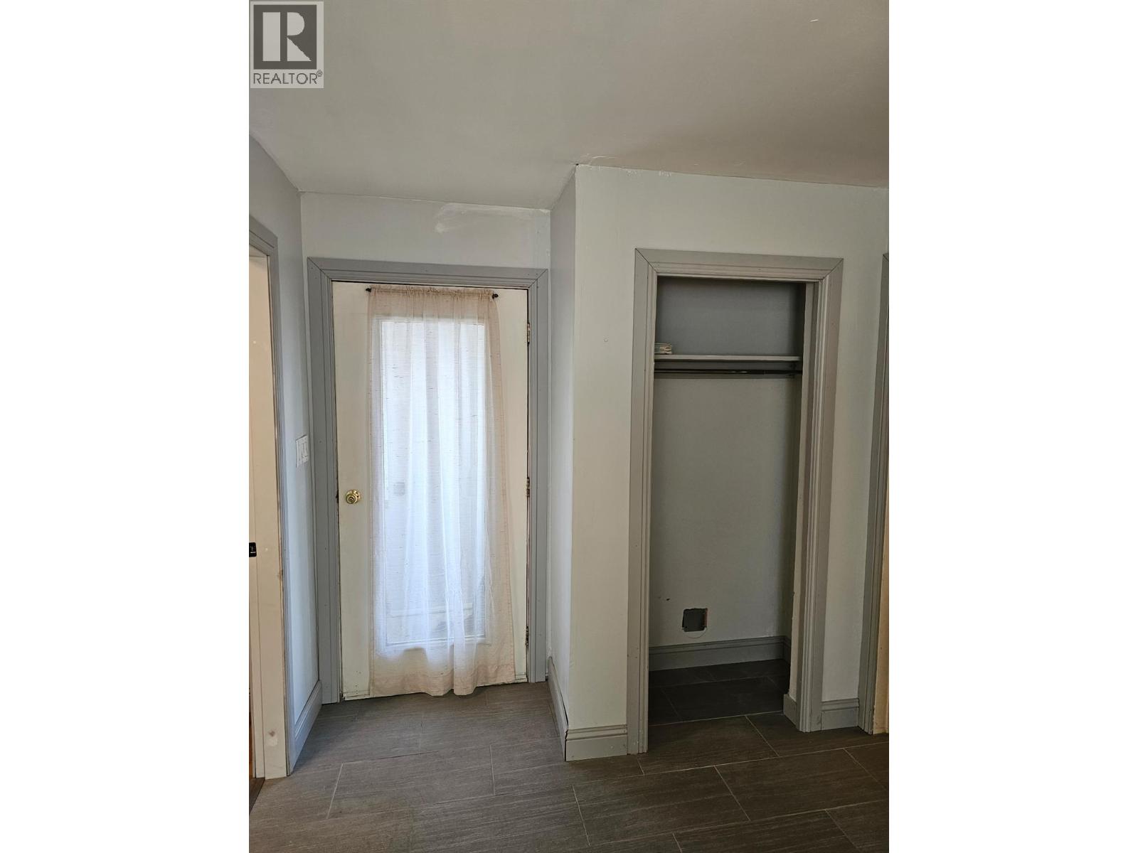 4350 50 STREET NE - 42