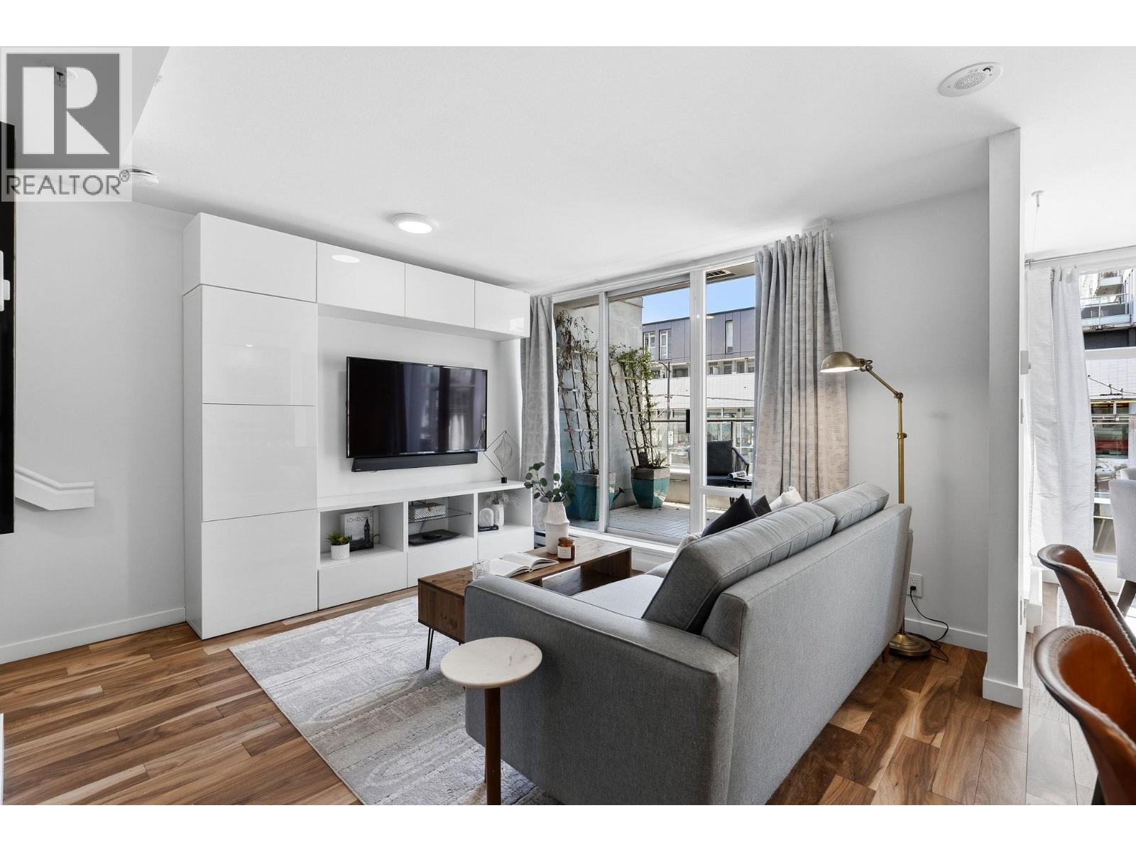 312 328 E 11TH AVENUE