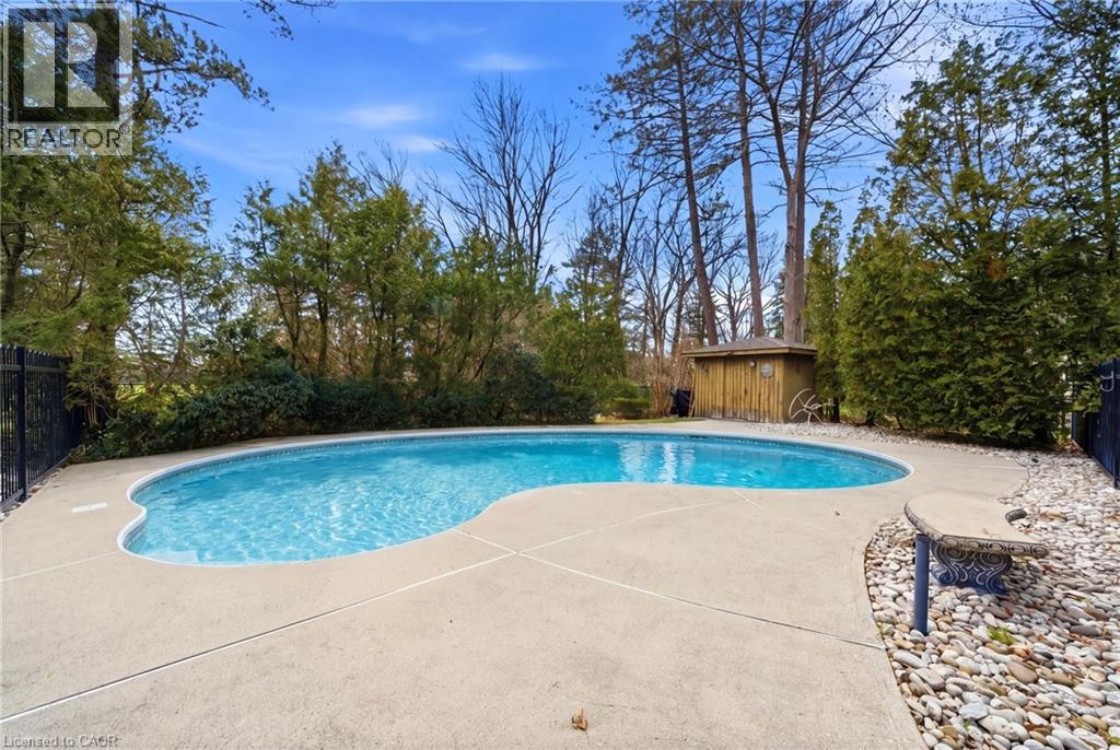 6 SUMMIT CIRCLE - 42
