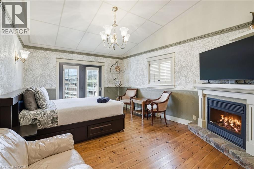 1426 NIAGARA STONE Road - 10