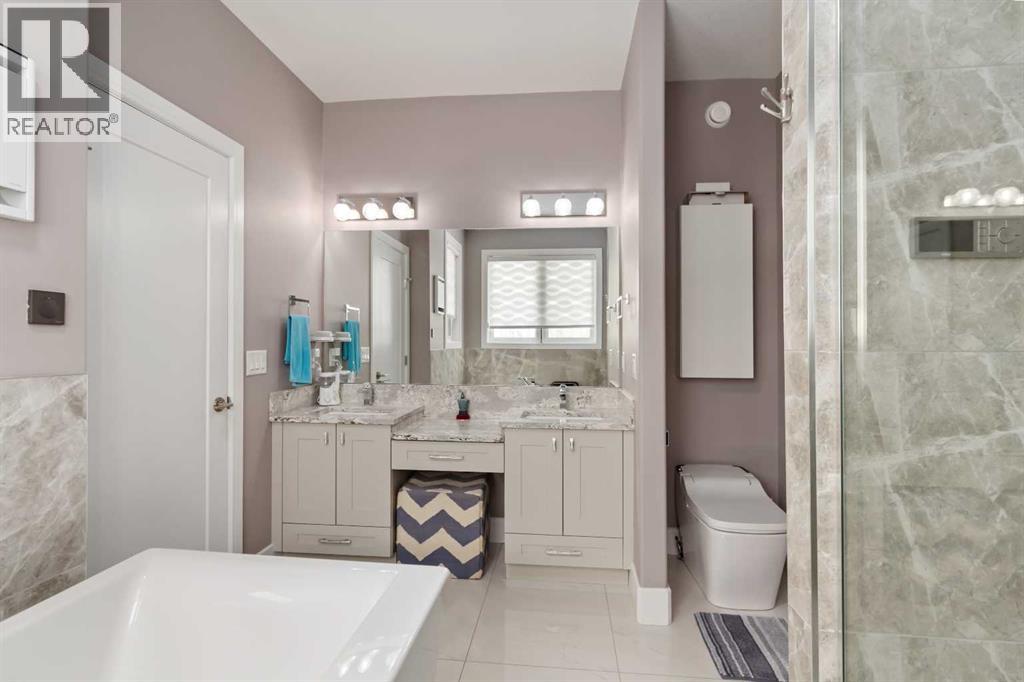 145 Cobblestone Bay, Fort McMurray