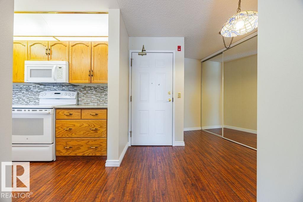 #305 9926 100 AV - 2