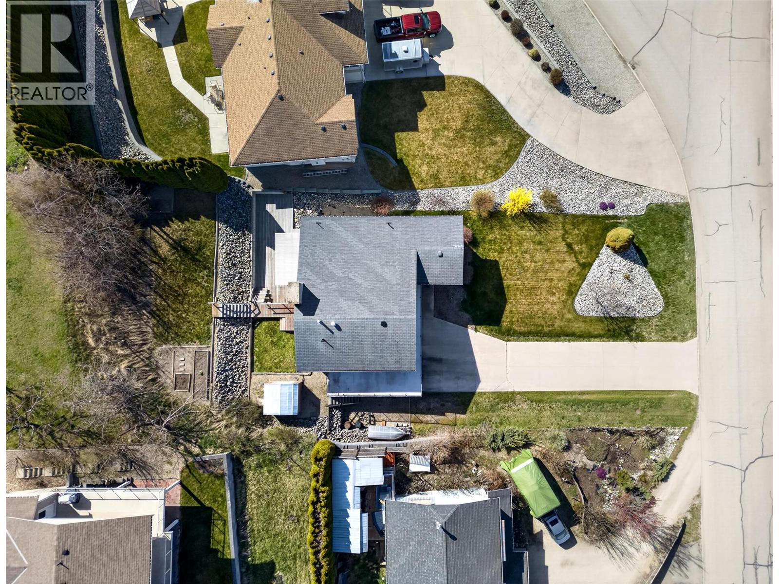 4860 14 Street NE - 61