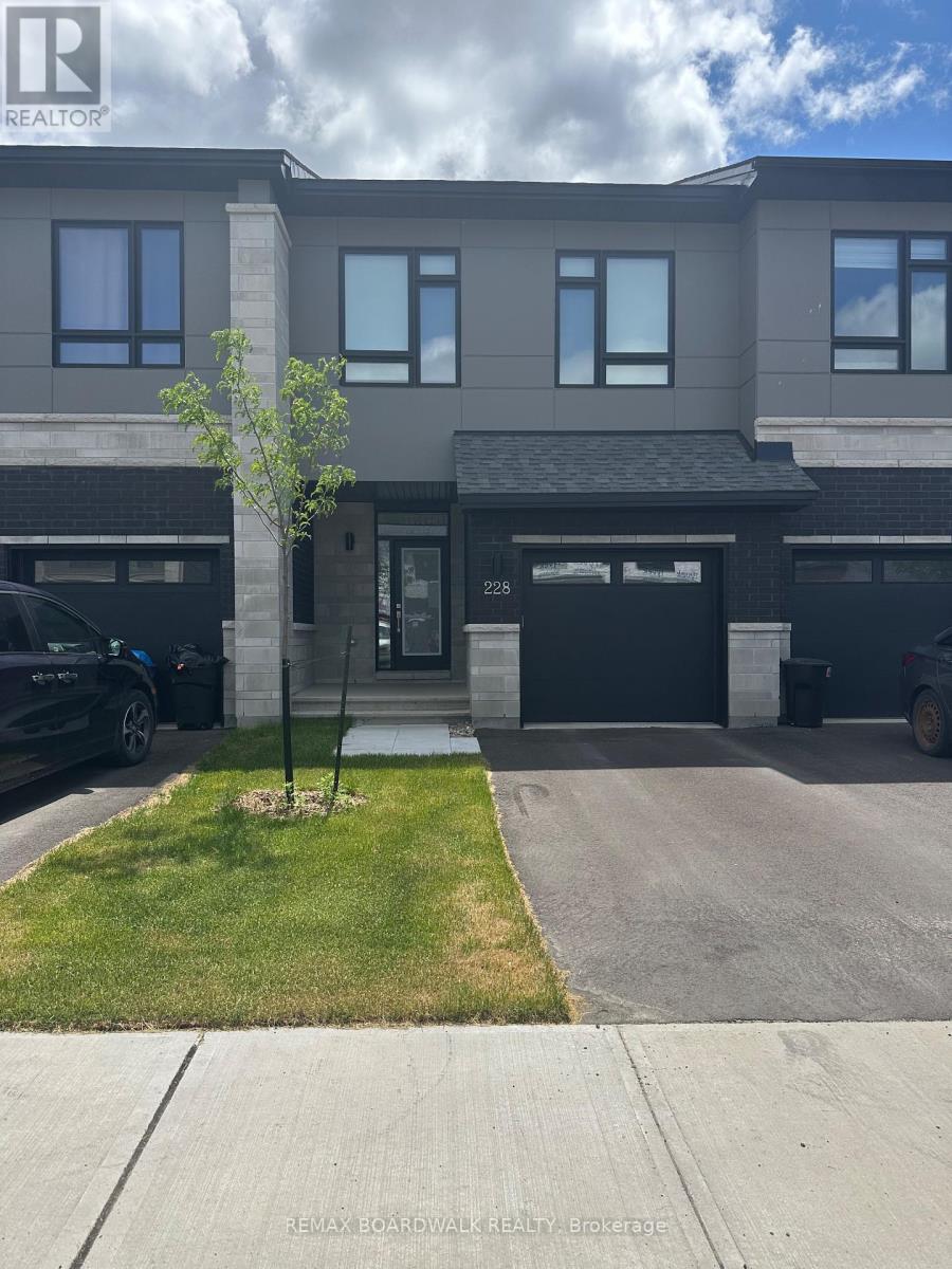 228 BRISTOL CRESCENT