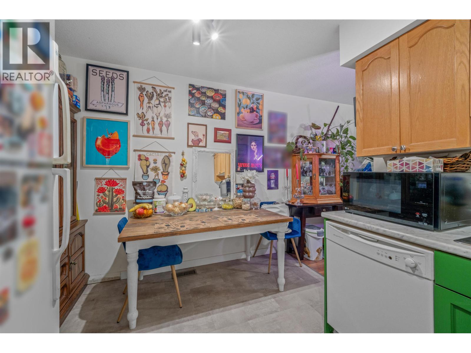 #3 1768 SPRUCE STREET - 9