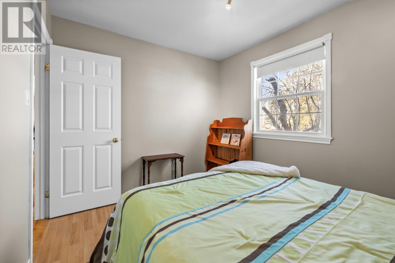51 MacDougall Drive - 32