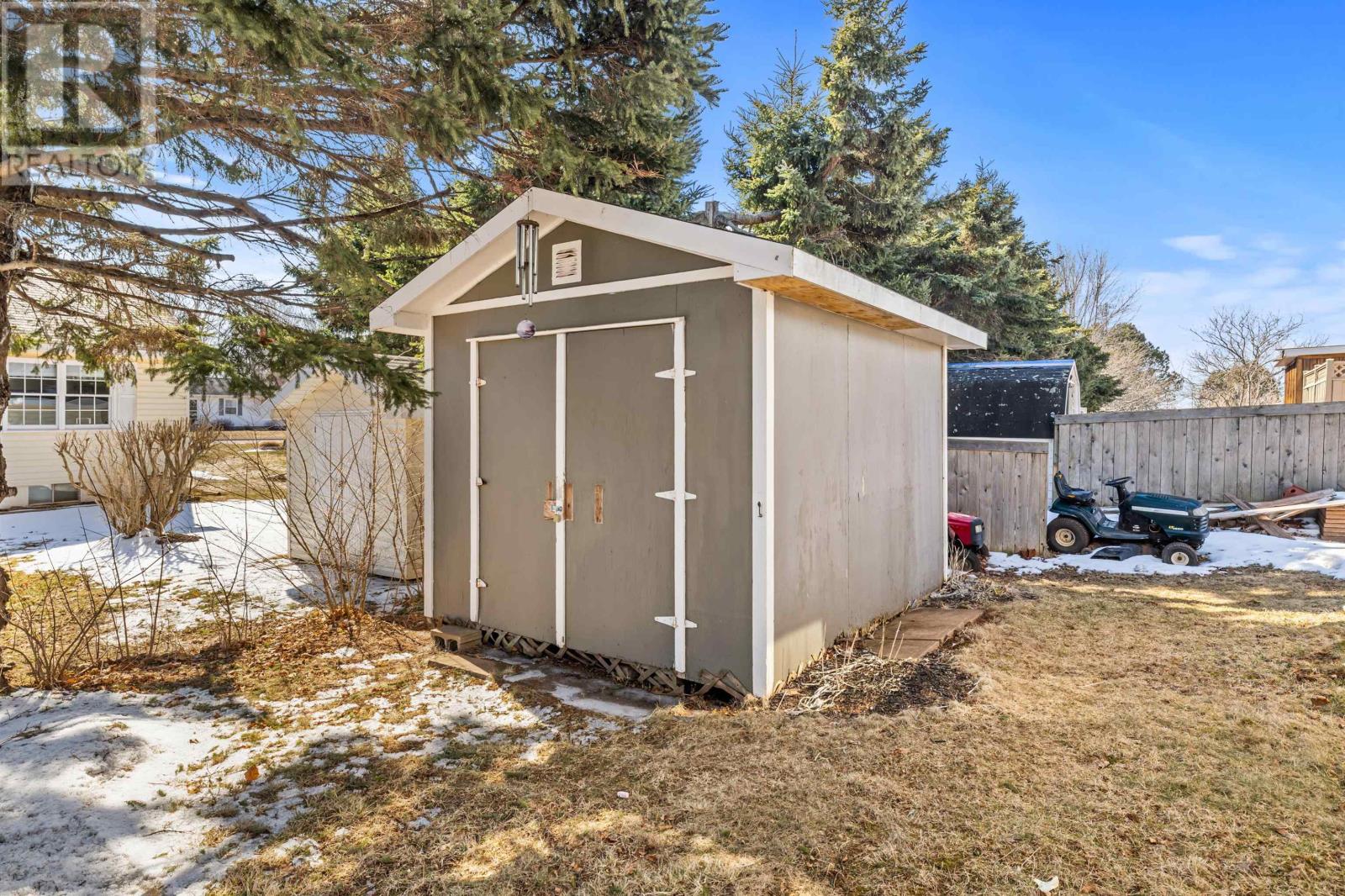 51 MacDougall Drive - 47