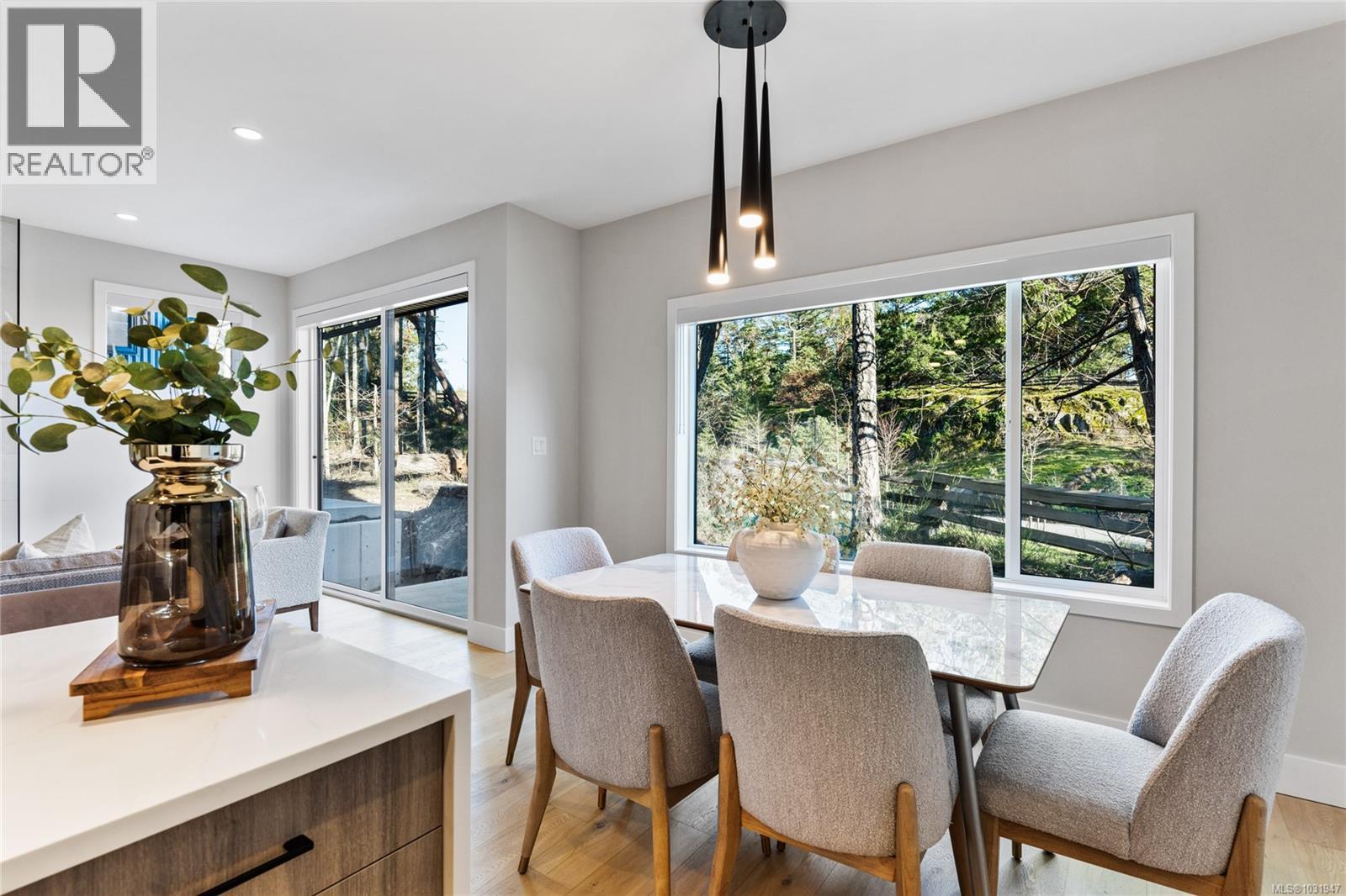 #20 3921 OLYMPIAN WAY - 13