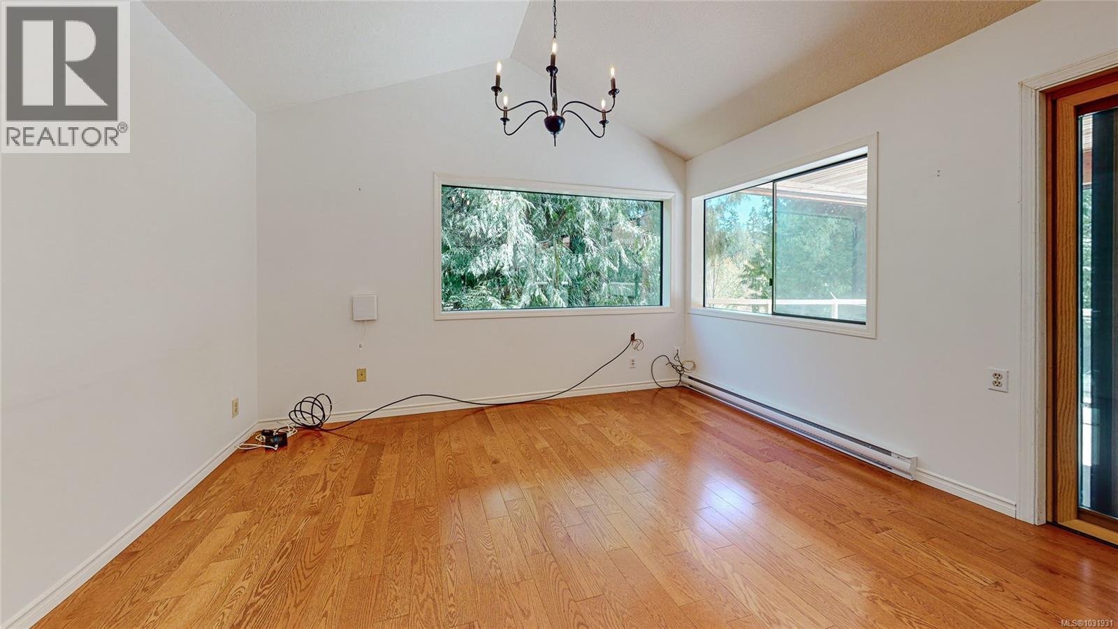 1671 FULFORD-GANGES RD - 22