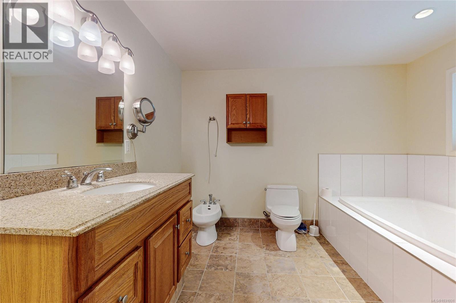 1671 FULFORD-GANGES RD - 30