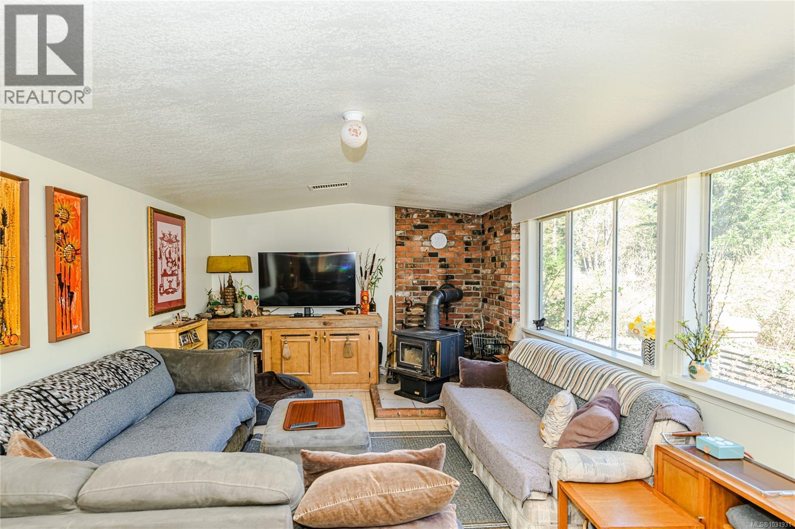 1671 FULFORD-GANGES RD - 41