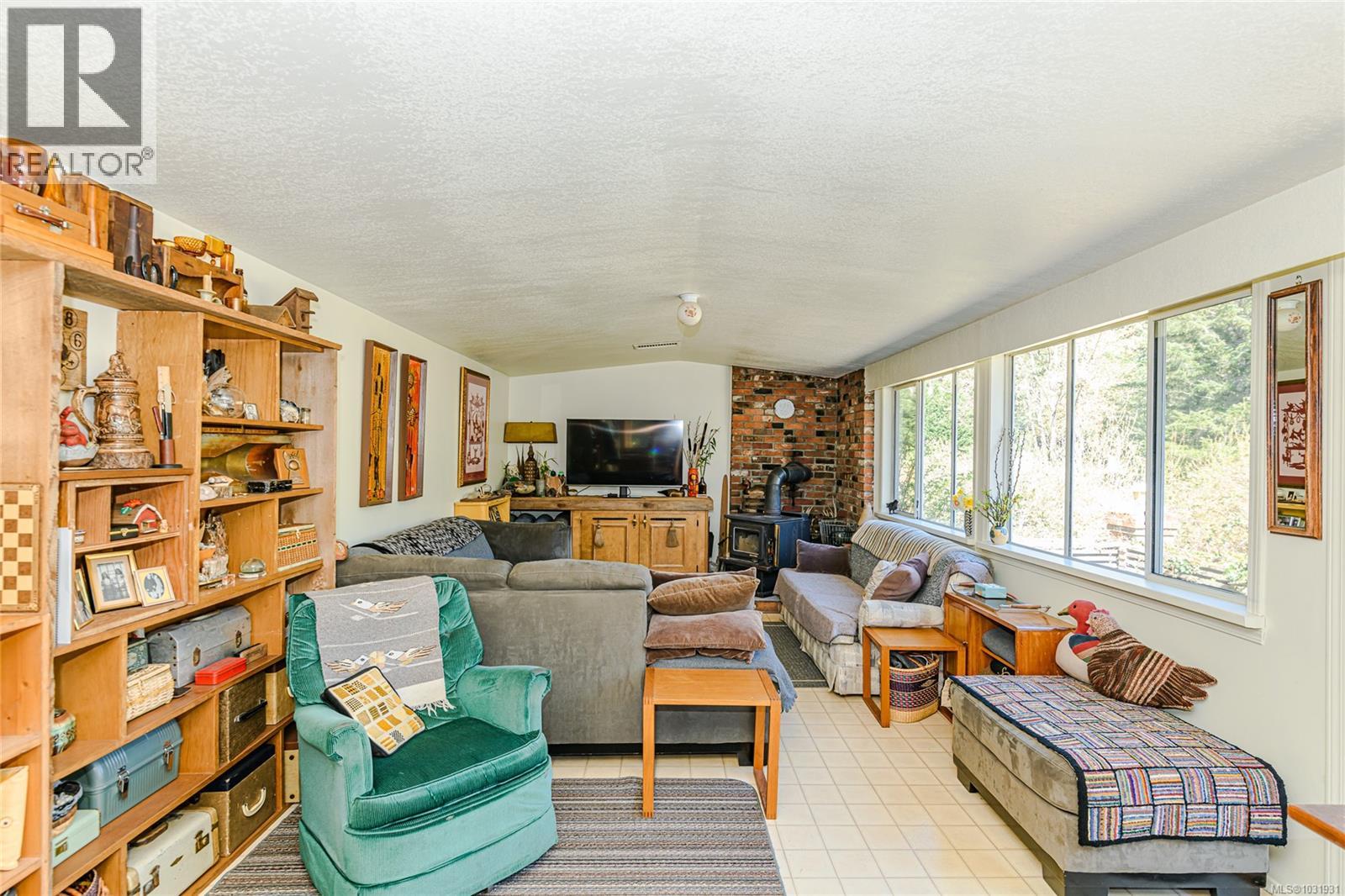 1671 FULFORD-GANGES RD - 42