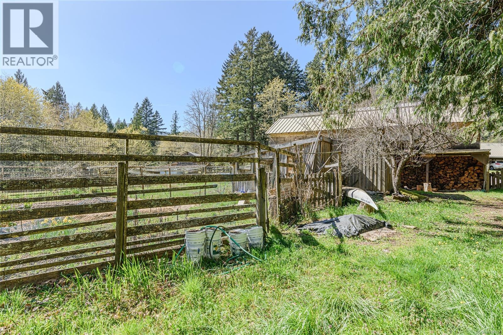 1671 FULFORD-GANGES RD - 62