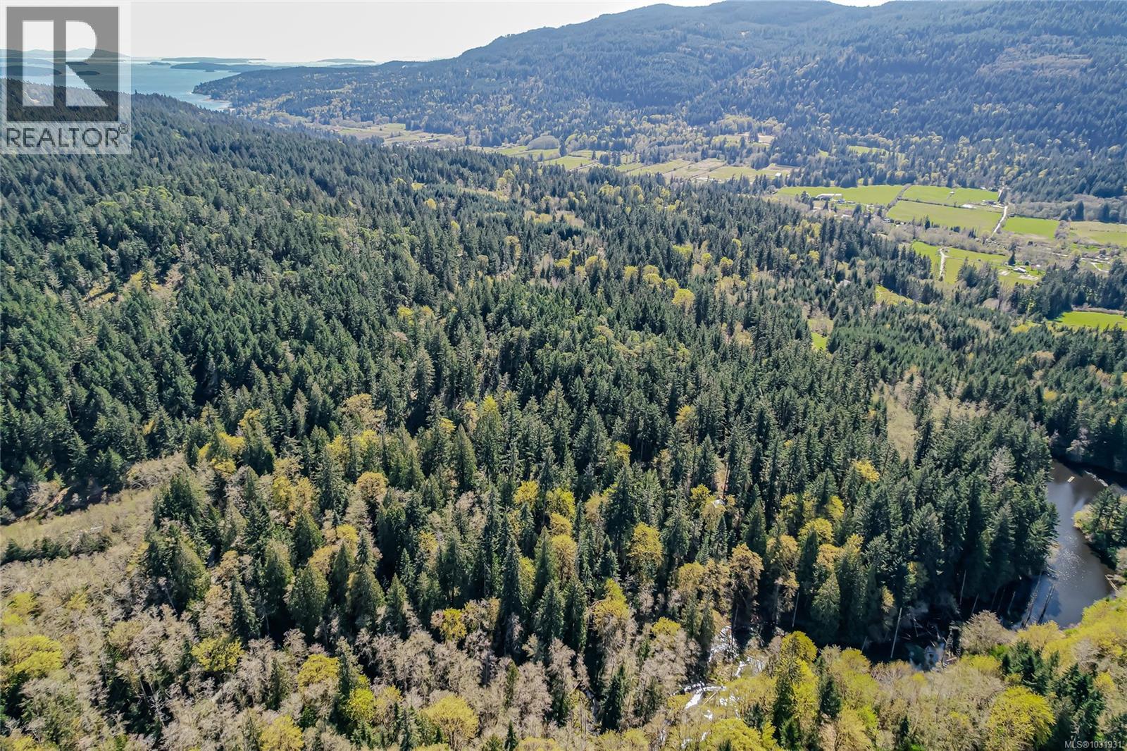 1671 FULFORD-GANGES RD - 69