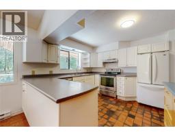 Ensuite - 1671 Fulford-ganges Rd, Salt Spring, BC V8K2A8 Photo 20
