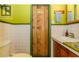 1671 Fulford-ganges Rd, Salt Spring, BC V8K2A8 Photo 48