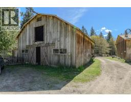 Kitchen - 1671 Fulford-ganges Rd, Salt Spring, BC V8K2A8 Photo 8