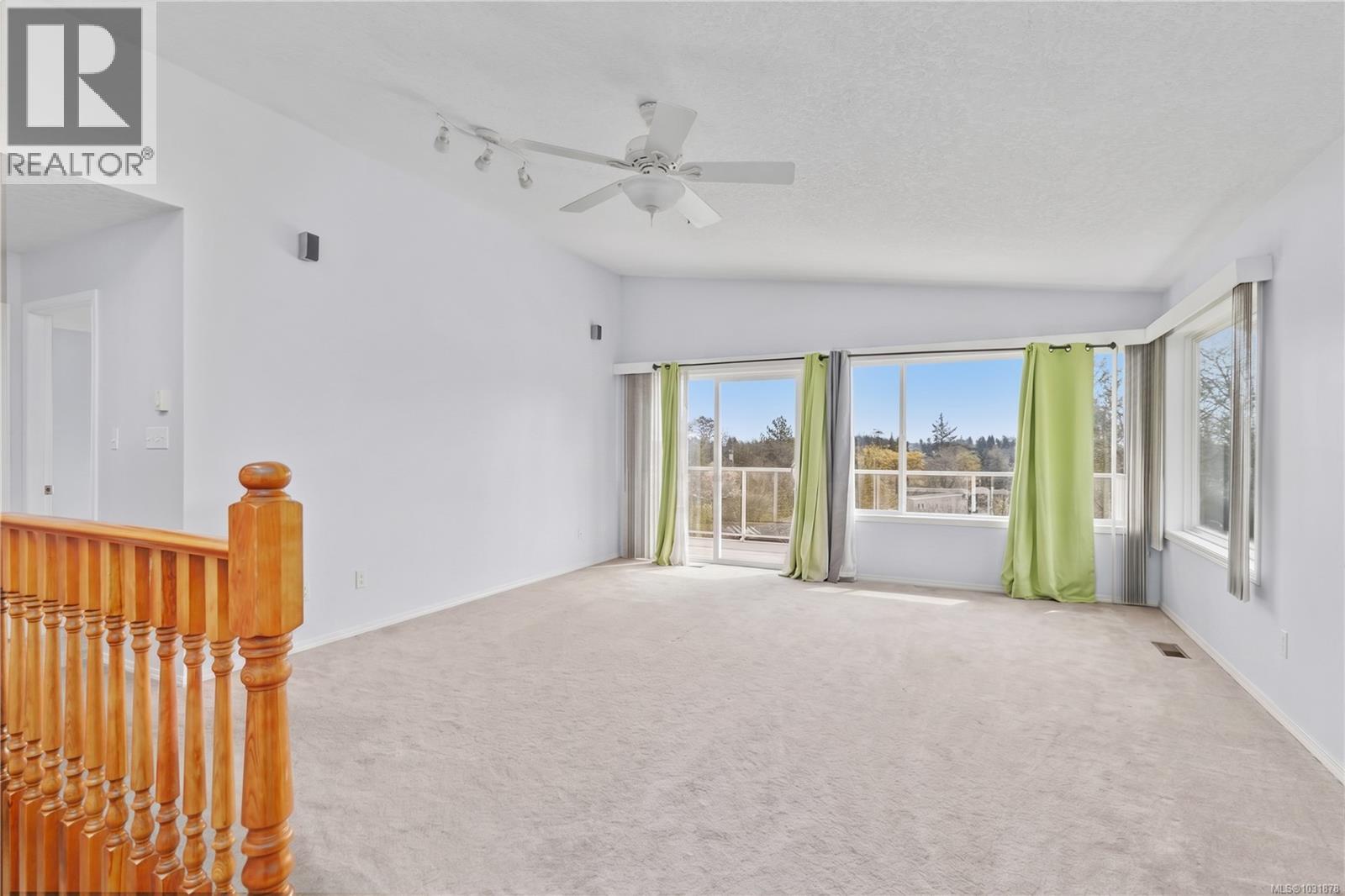 863 PARKLANDS DR - 20