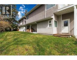 863 Parklands Dr, Esquimalt, BC V9A4L6 Photo 31
