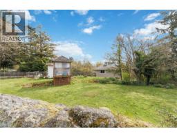 863 Parklands Dr, Esquimalt, BC V9A4L6 Photo 32