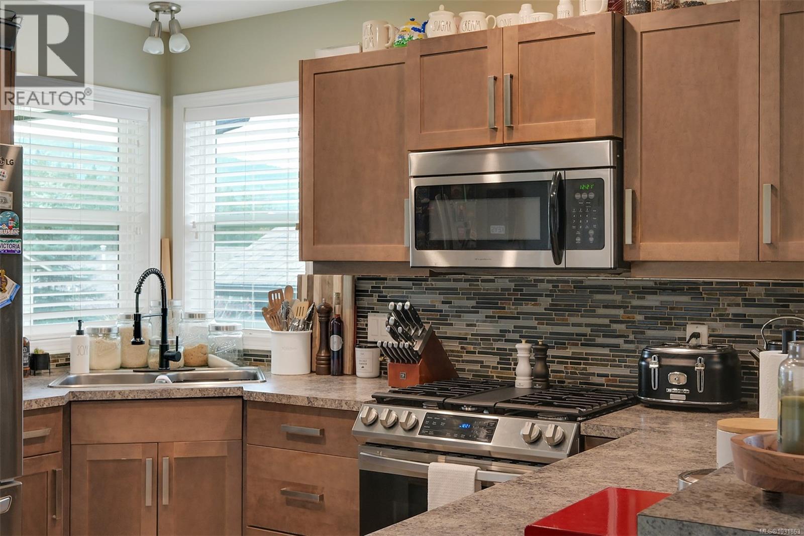 1116 FITZGERALD RD - 21