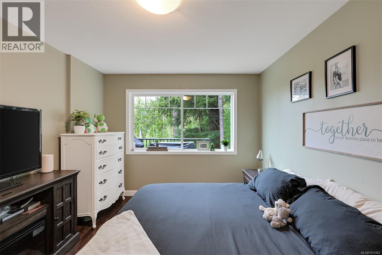 1116 FITZGERALD RD - 37