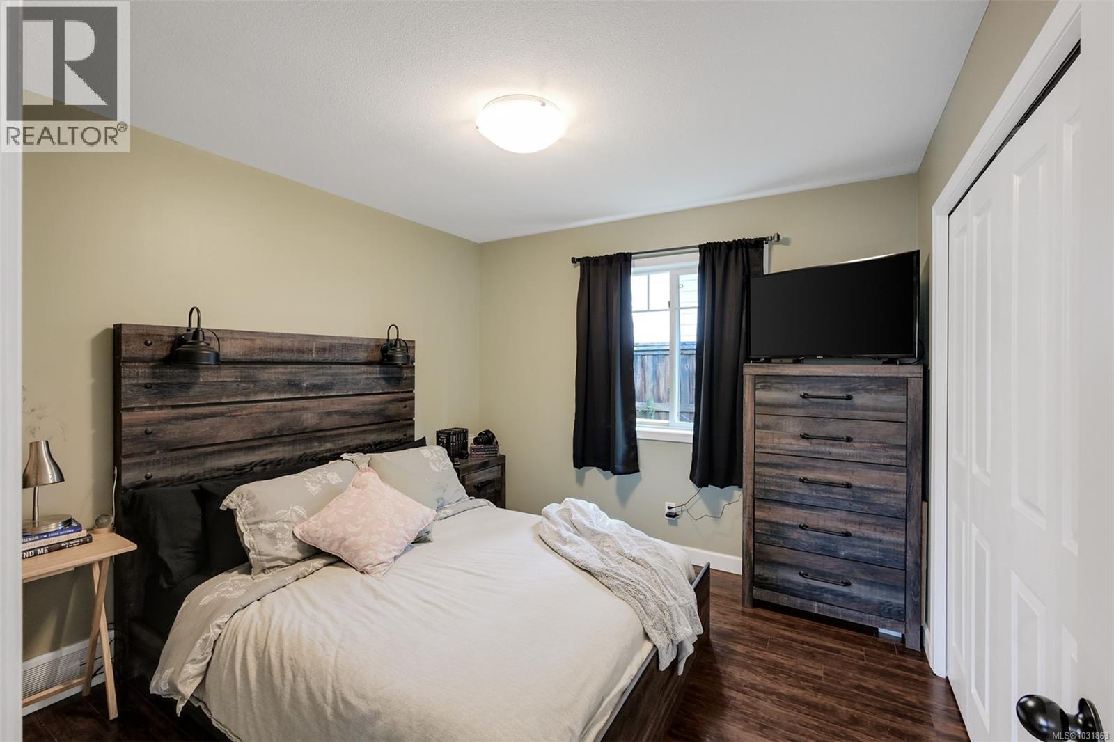 1116 FITZGERALD RD - 42