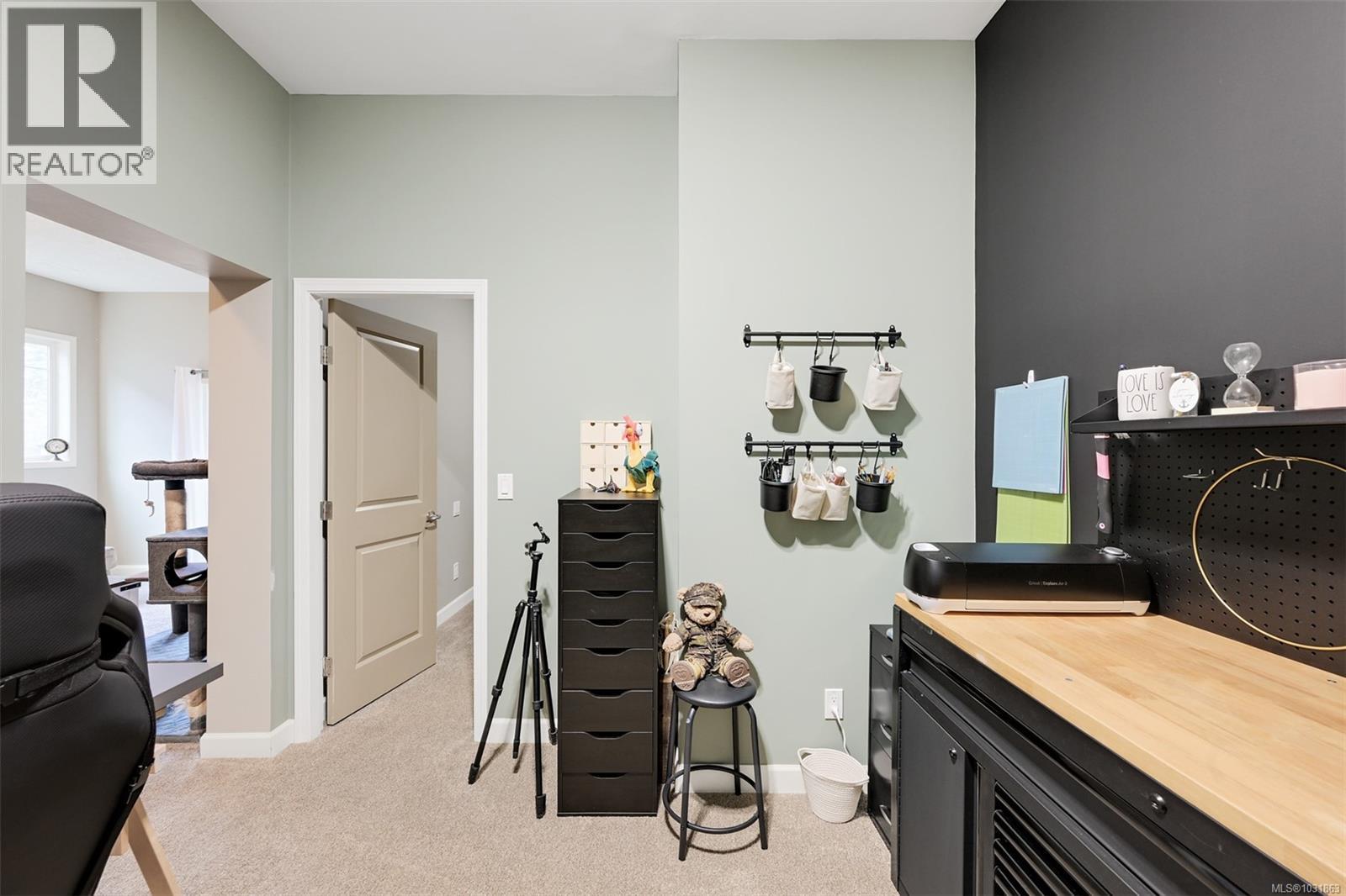 1116 FITZGERALD RD - 52