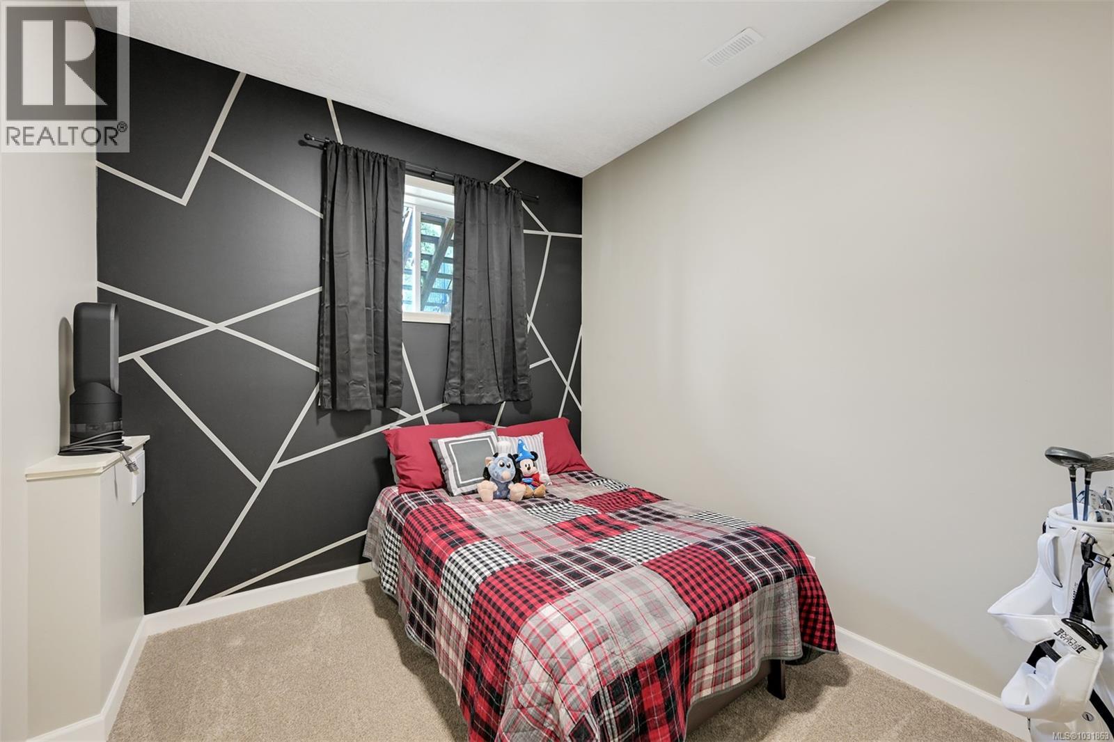 1116 FITZGERALD RD - 53