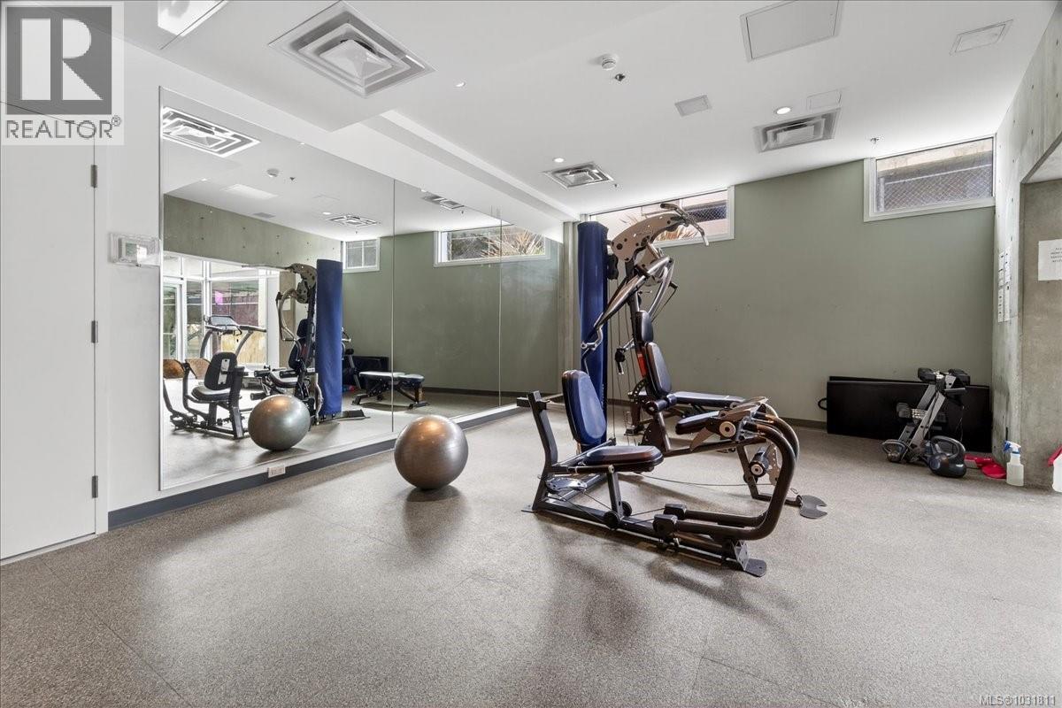 #206 456 PANDORA AVE - 24