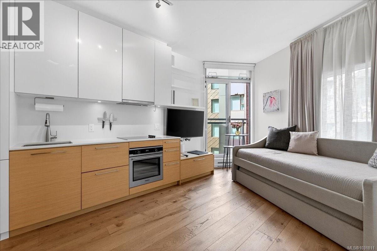 #206 456 PANDORA AVE - 6