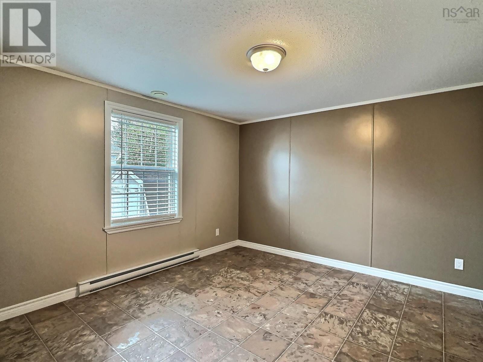 Property 16 of 21 of 25 Pinehurst Street